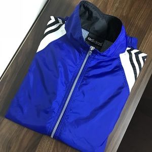 Blue VINTAGE Adidas wind breaker sz. Medium
